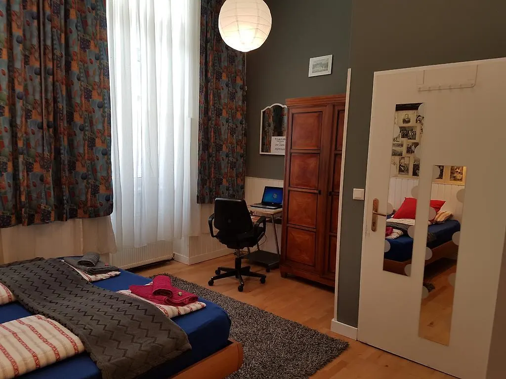 Guestroom Vip - Smoking Allowed Vienna Austria