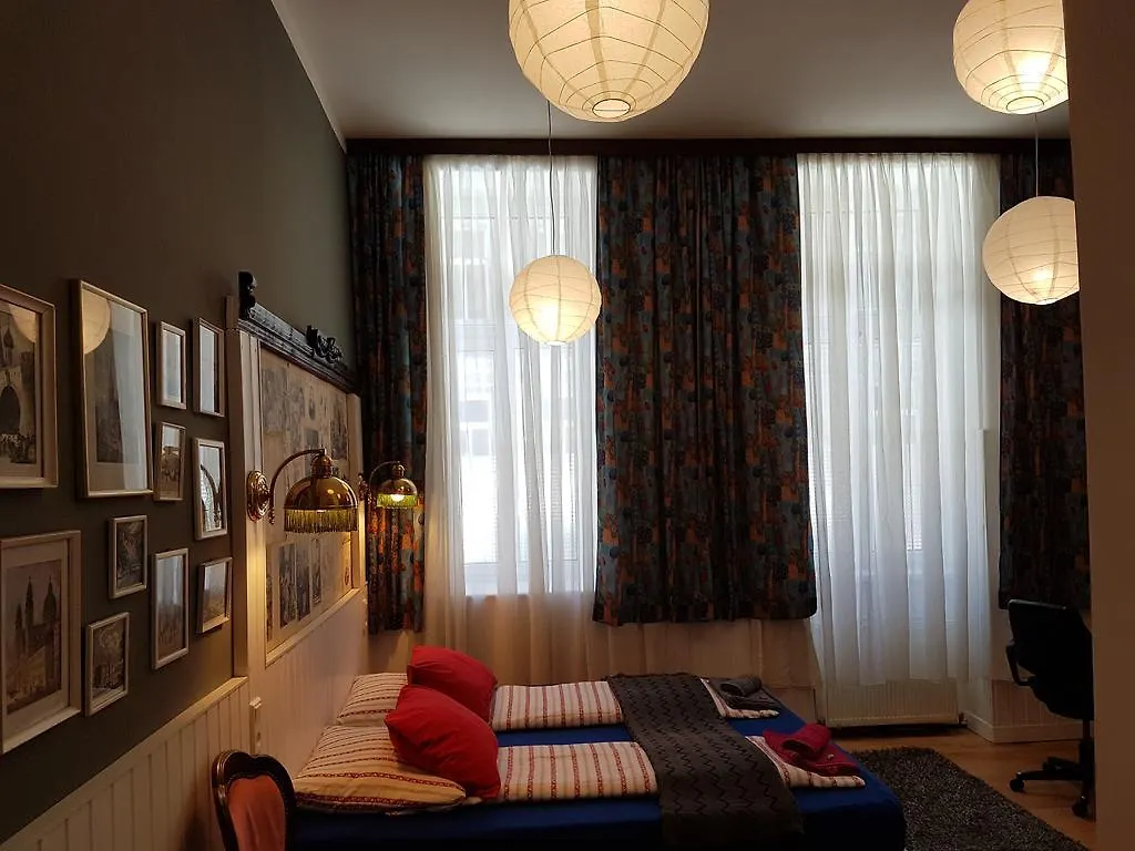 Guest house Guestroom Vip - Smoking Allowed Vienna
