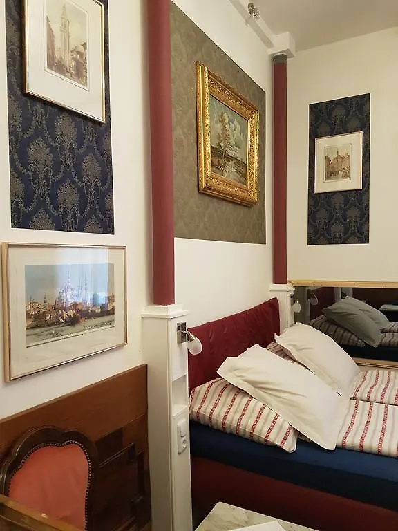 Guestroom Vip - Smoking Allowed Vienna Guest house