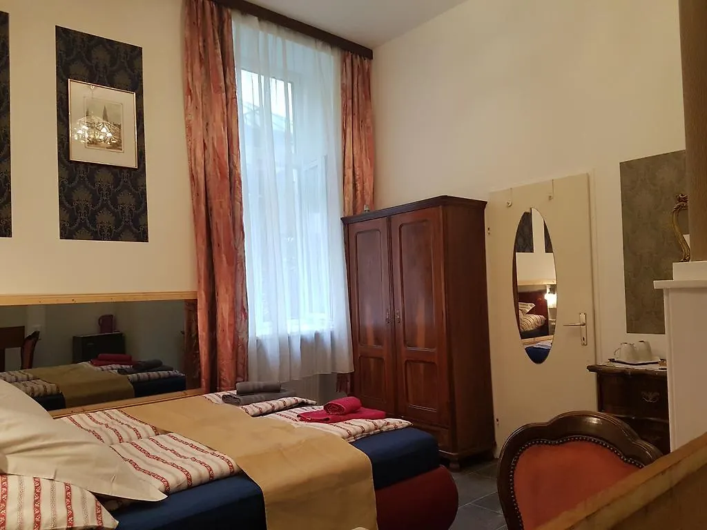 Guest house Guestroom Vip - Smoking Allowed Vienna