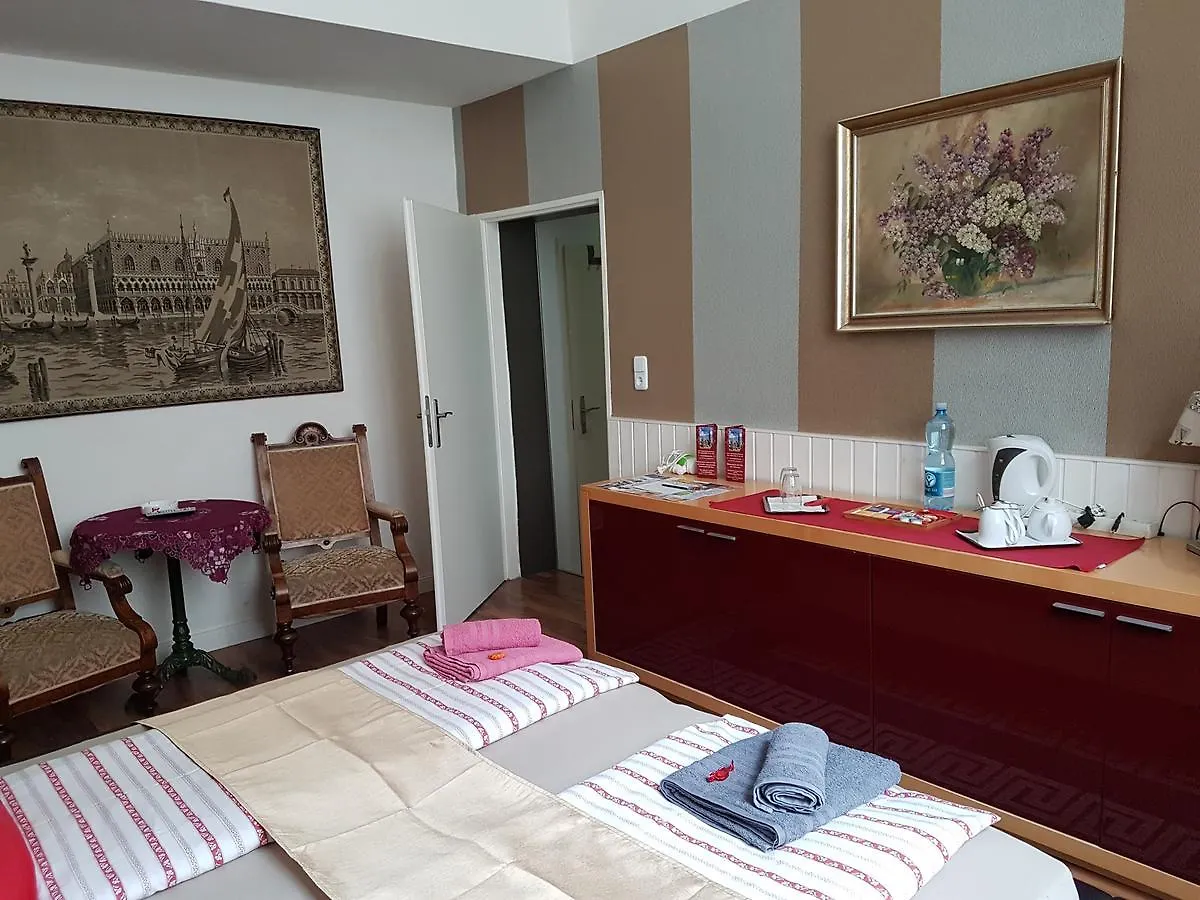 Guestroom Vip - Smoking Allowed Vienna Austria